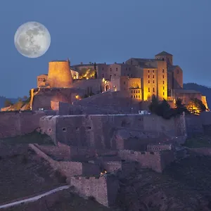 Hotel De, Cardona