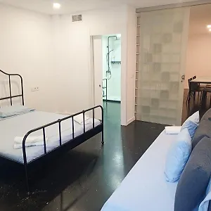 Hug Hotel2022 Aparthotel